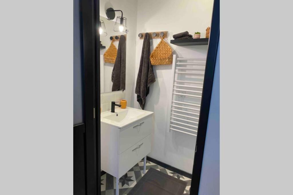 Appartement Centre De Moulins Moulins  Buitenkant foto