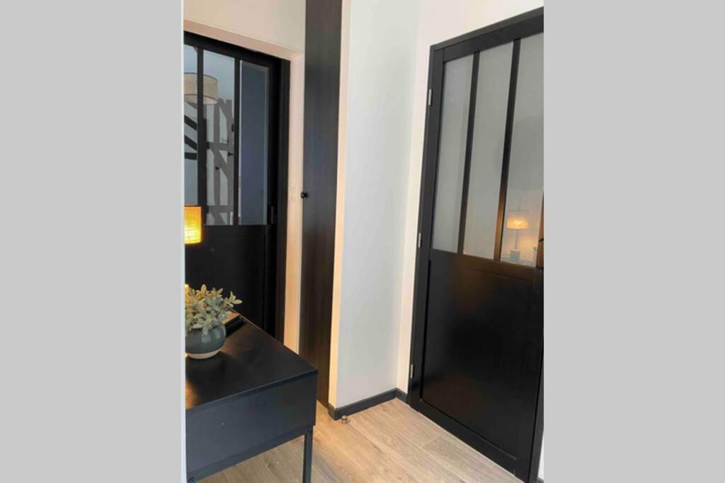 Appartement Centre De Moulins Moulins  Buitenkant foto